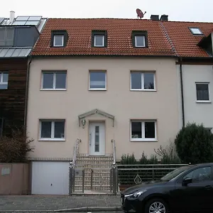  Appartamento Messe-/ferienwohnung Germania